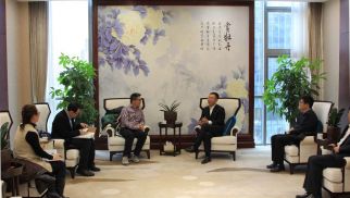  华彬集团副总裁朱东海一行到访v66体育